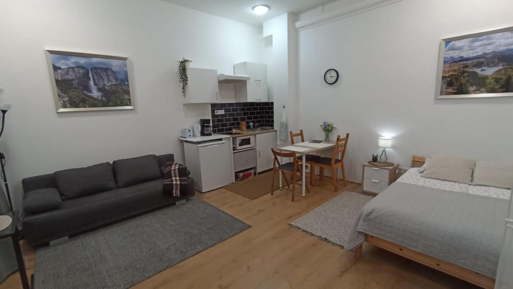 M&M Apartment Budapest House Zewnętrze zdjęcie