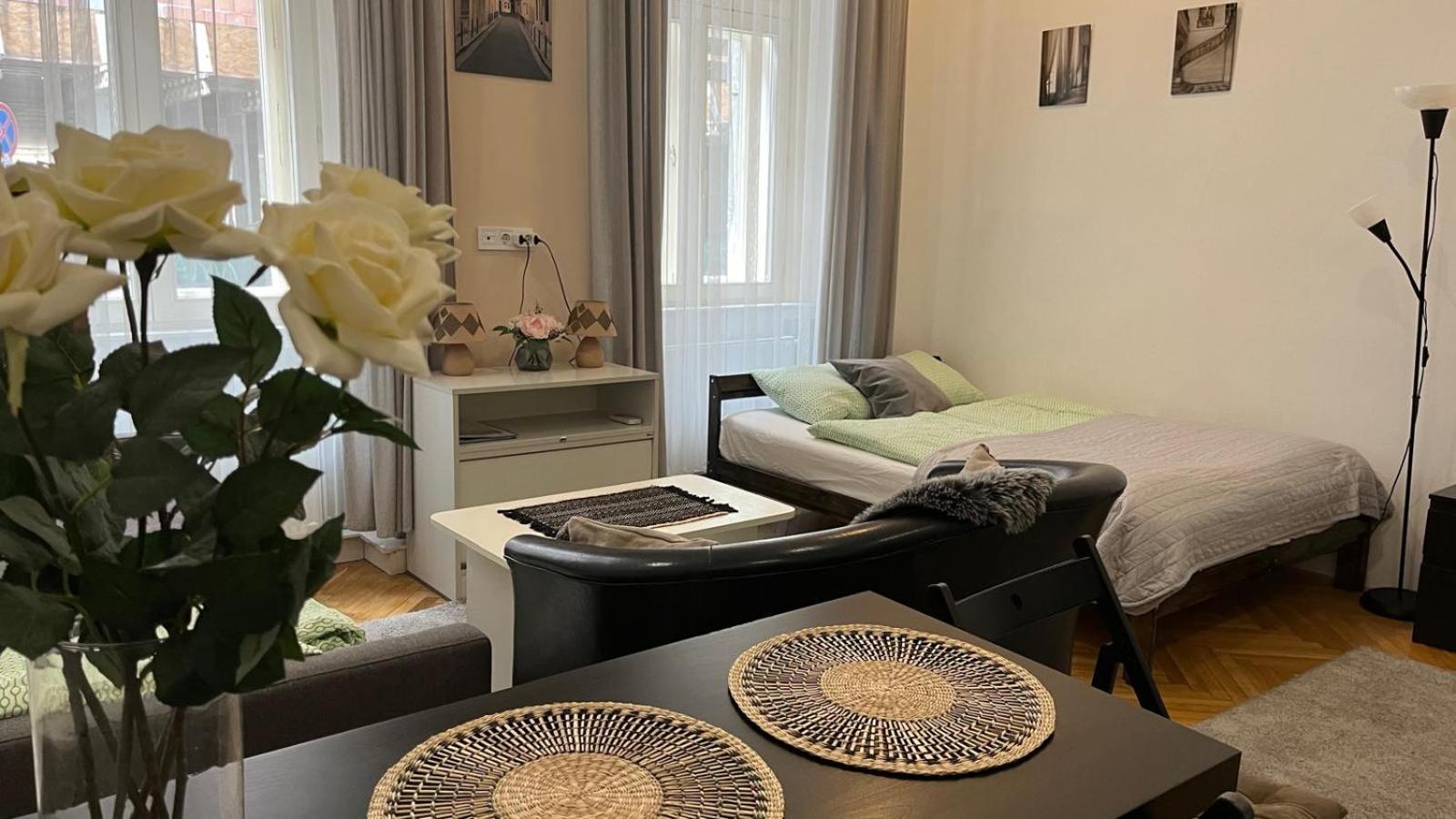 M&M Apartment Budapest House Zewnętrze zdjęcie