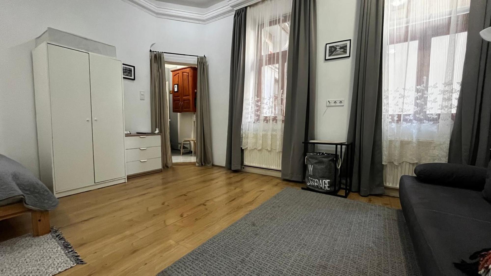 M&M Apartment Budapest House Zewnętrze zdjęcie